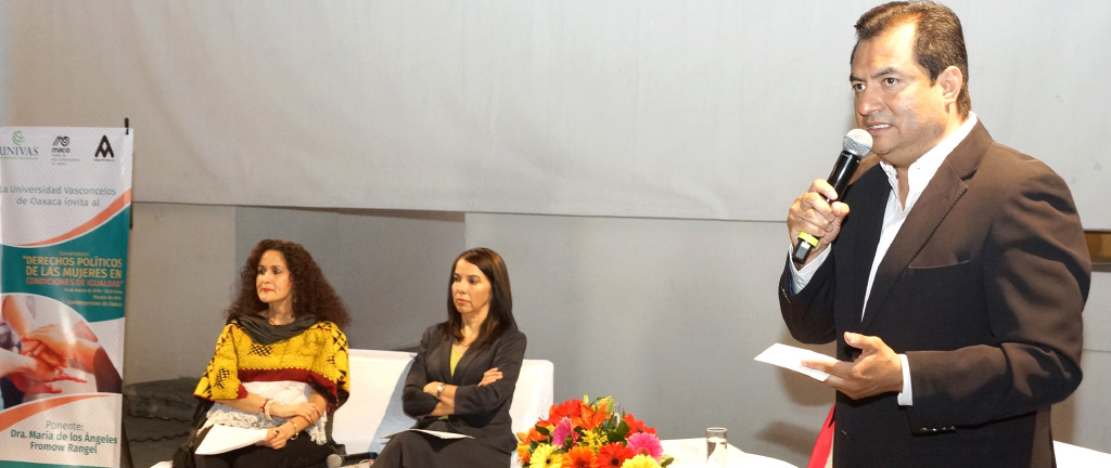 conversatorio-univas-derechos-mujeres-2.jpg